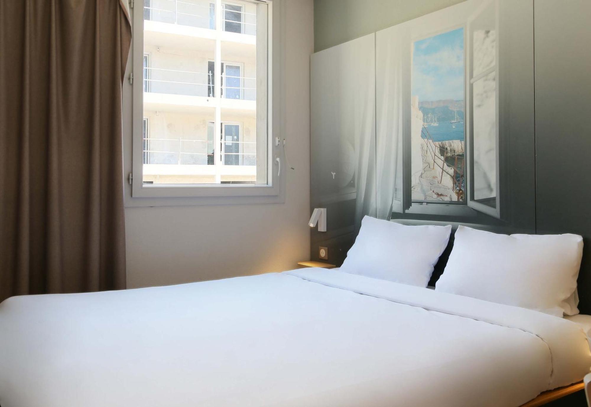 B&B HOTEL Marseille La Valentine St Menet Exterior foto