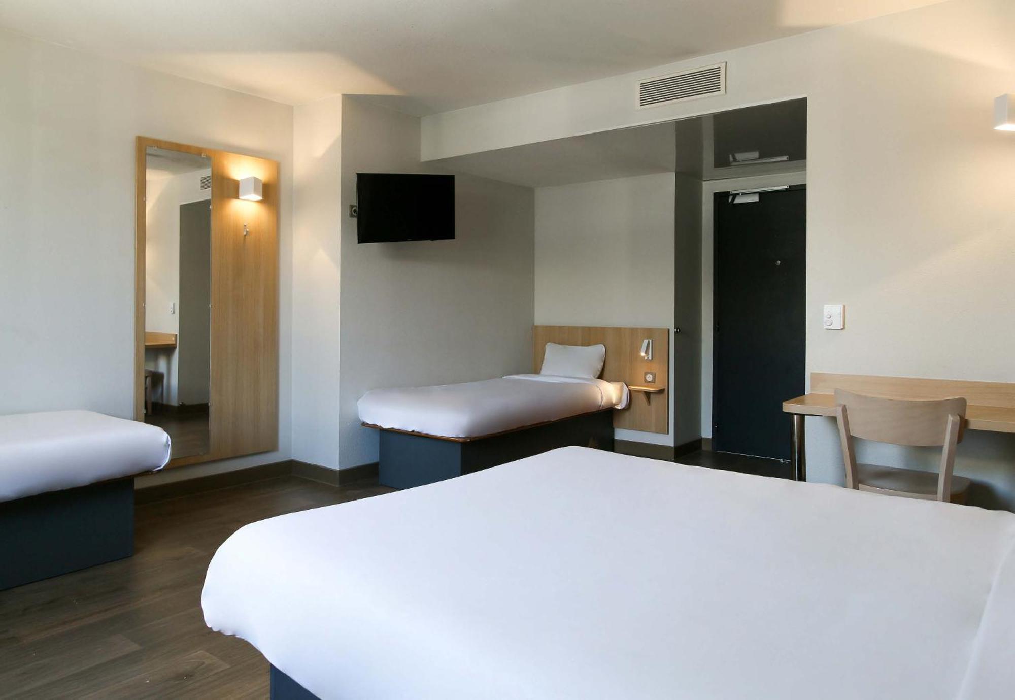 B&B HOTEL Marseille La Valentine St Menet Exterior foto